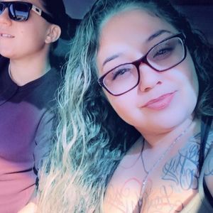 Meet your Posher, Mia